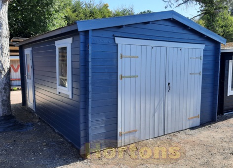 Log Cabin 3 x 5.5m Interlocking garage