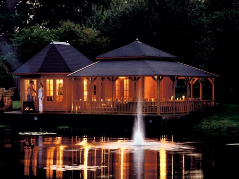 Log Cabin Lugarde Gazebos