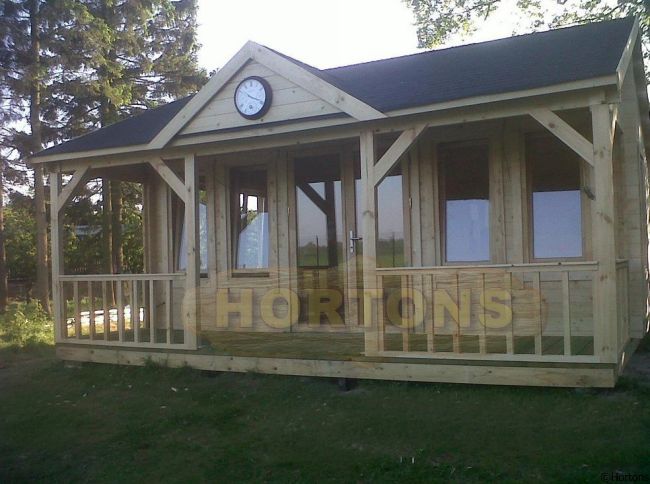 Log Cabin 6m x 6m Tennis Clubhouse