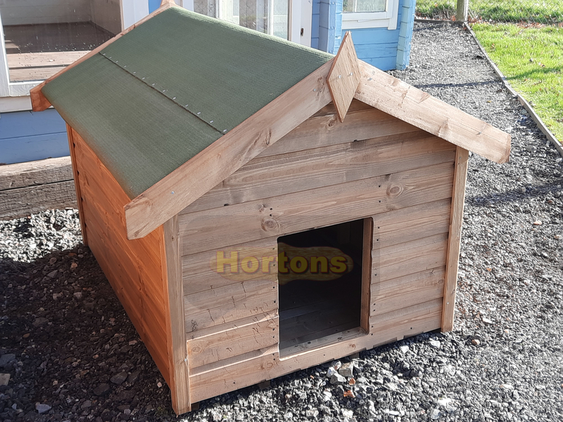 Log Cabin 3' x 2' Yard Kennel